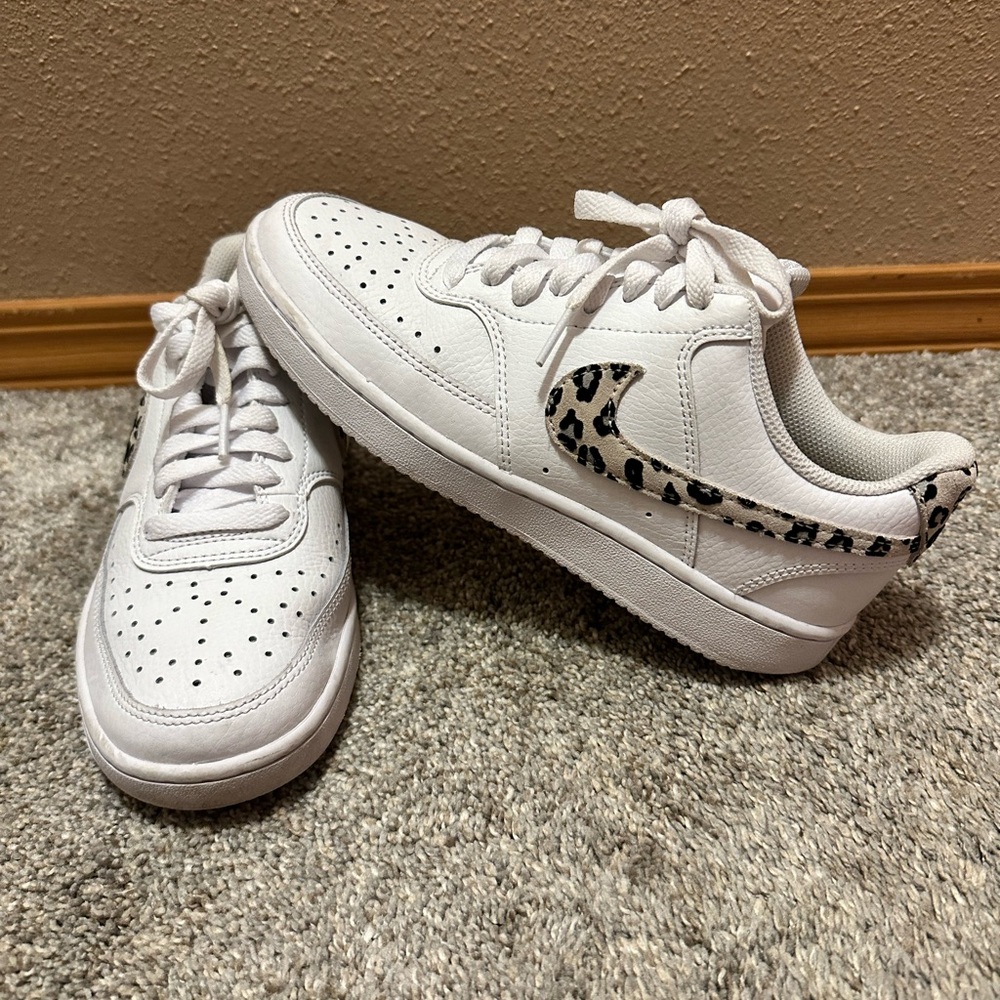 Nike court low sneakers